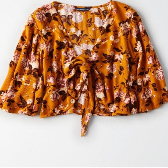 american eagle yellow crop top